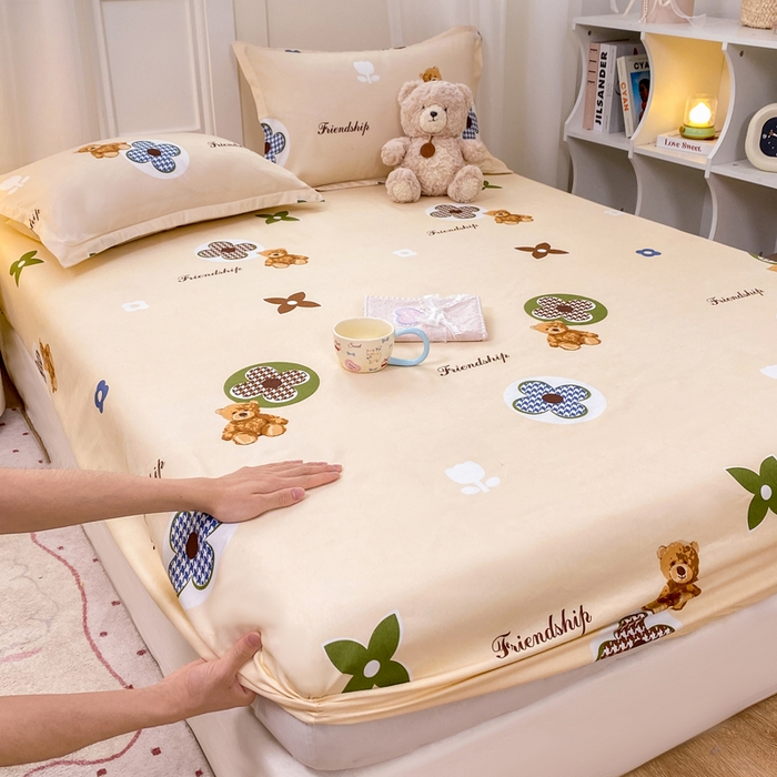 91家纺网 家纺一手货源 找家纺 （总）红日子纺织品 2023新款水洗真丝绣花四件套