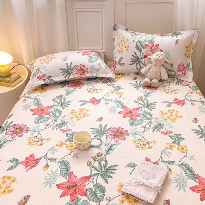 91家纺网 家纺一手货源 找家纺 红日子 2025新款生态斜纹植物羊绒单床笠磨毛床笠三件套 蝶羽纷飞