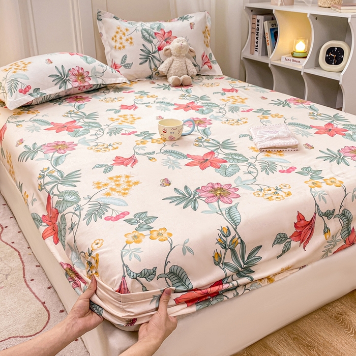 91家纺网 家纺一手货源 找家纺 红日子 2025新款生态斜纹植物羊绒单床笠磨毛床笠三件套 蝶羽纷飞