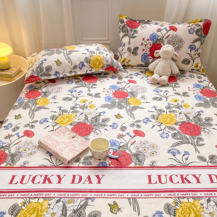 91家纺网 家纺一手货源 找家纺 红日子 2025新款生态斜纹植物羊绒单床笠磨毛床笠三件套 花意满园