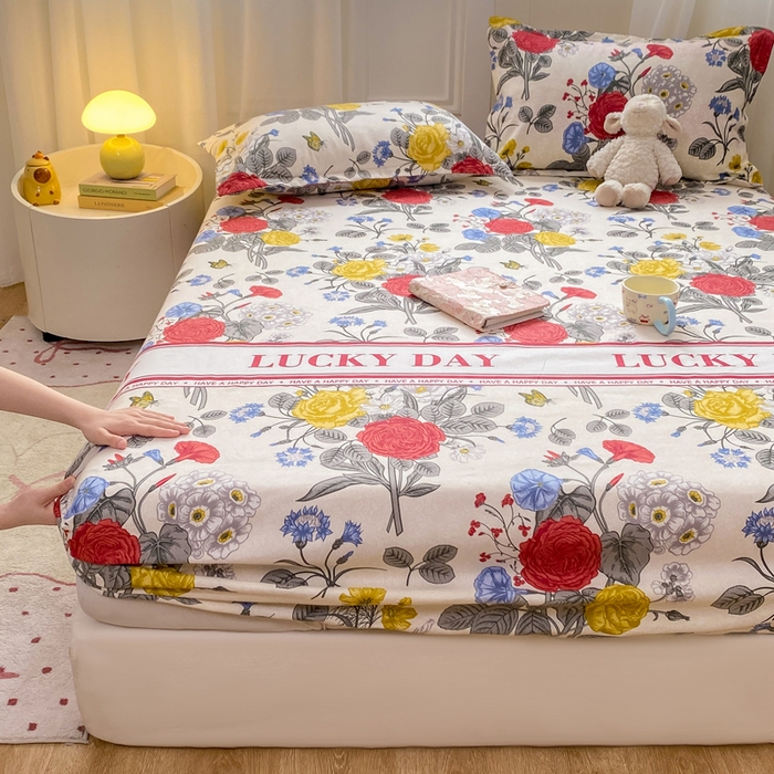 91家纺网 家纺一手货源 找家纺 红日子 2025新款生态斜纹植物羊绒单床笠磨毛床笠三件套 花意满园