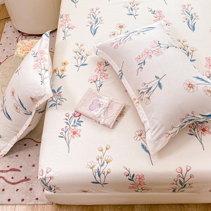 91家纺网 家纺一手货源 找家纺 红日子 2025新款生态斜纹植物羊绒单床笠磨毛床笠三件套 梦溪小花