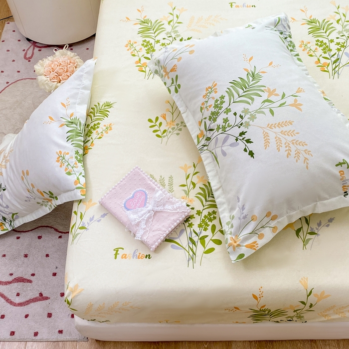 91家纺网 家纺一手货源 找家纺 红日子 2025新款生态斜纹植物羊绒单床笠磨毛床笠三件套 叶间花语