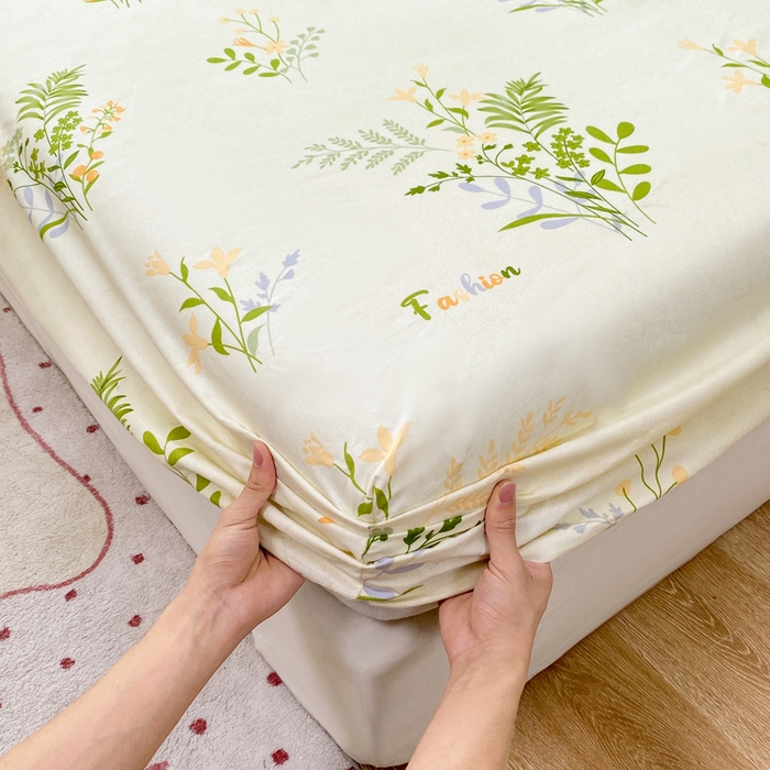 91家纺网 家纺一手货源 找家纺 红日子 2025新款生态斜纹植物羊绒单床笠磨毛床笠三件套 叶间花语