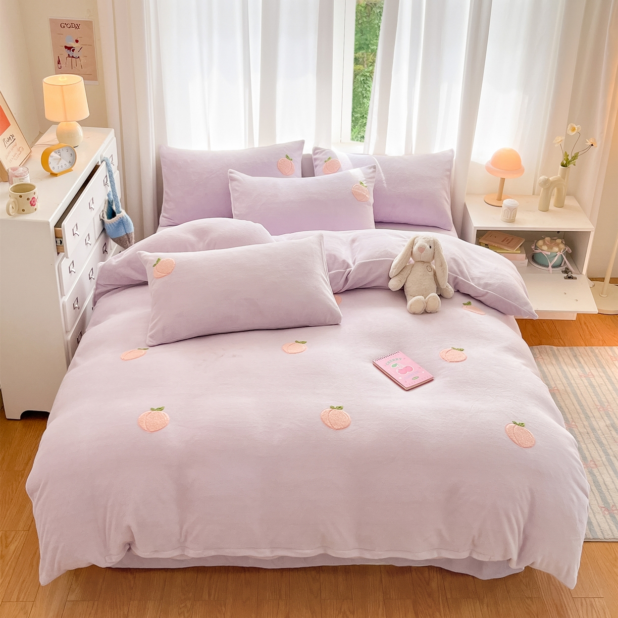 丽涵家纺 2025秋冬新品210克牛奶绒毛巾绣四件套卡通绣花学生床笠三件套 水蜜桃