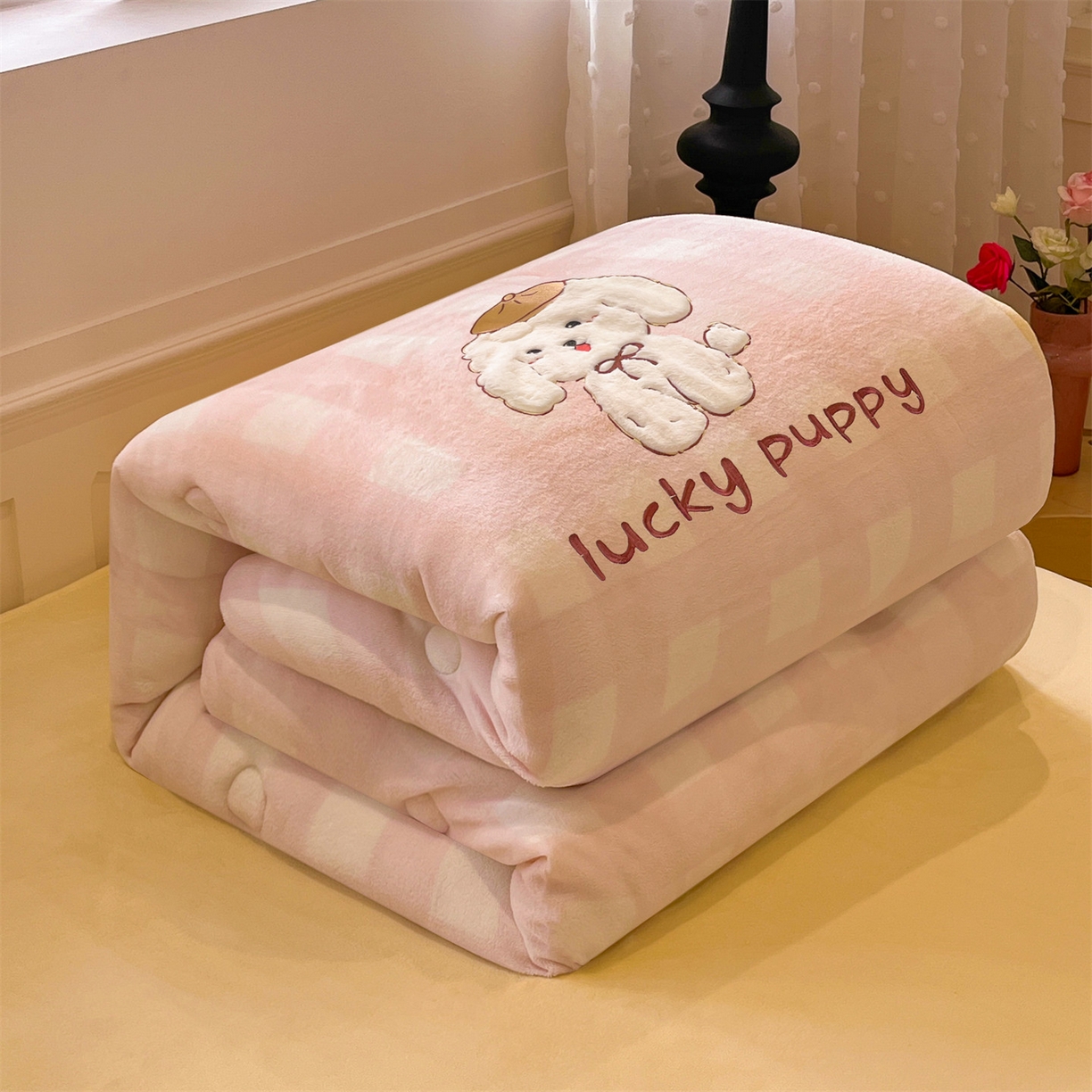 91家纺网 家纺一手货源 找家纺 （总）星座家纺 2025新款A类牛奶绒贴布绣冬被被子被芯