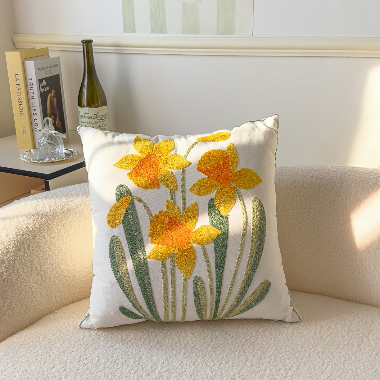 91家纺网 家纺一手货源 找家纺 诺可 2025新款全棉毛巾绣立体感跨境外贸跳色碰撞系类抱枕抱枕套 青釉