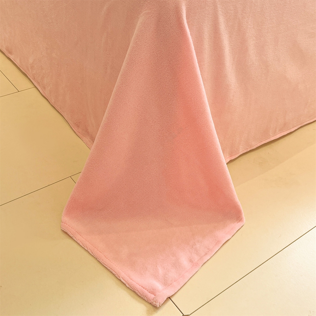 91家纺网 家纺一手货源 找家纺 星座家纺 2025新款A类牛奶绒贴布绣冬被被子被芯 萌宠小猫