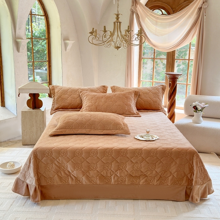 91家纺网 家纺一手货源 找家纺 （总）7V 2025新款牛奶绒床盖