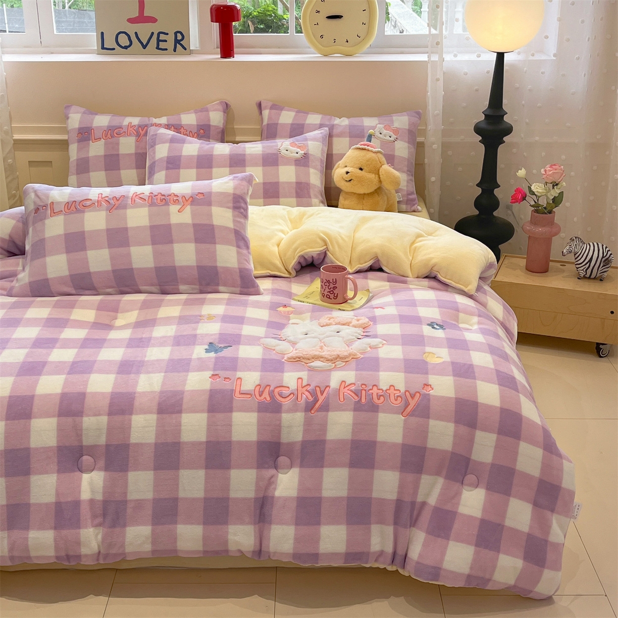 91家纺网 家纺一手货源 找家纺 星座家纺 2025新款A类牛奶绒贴布绣冬被被子被芯 Lucky猫