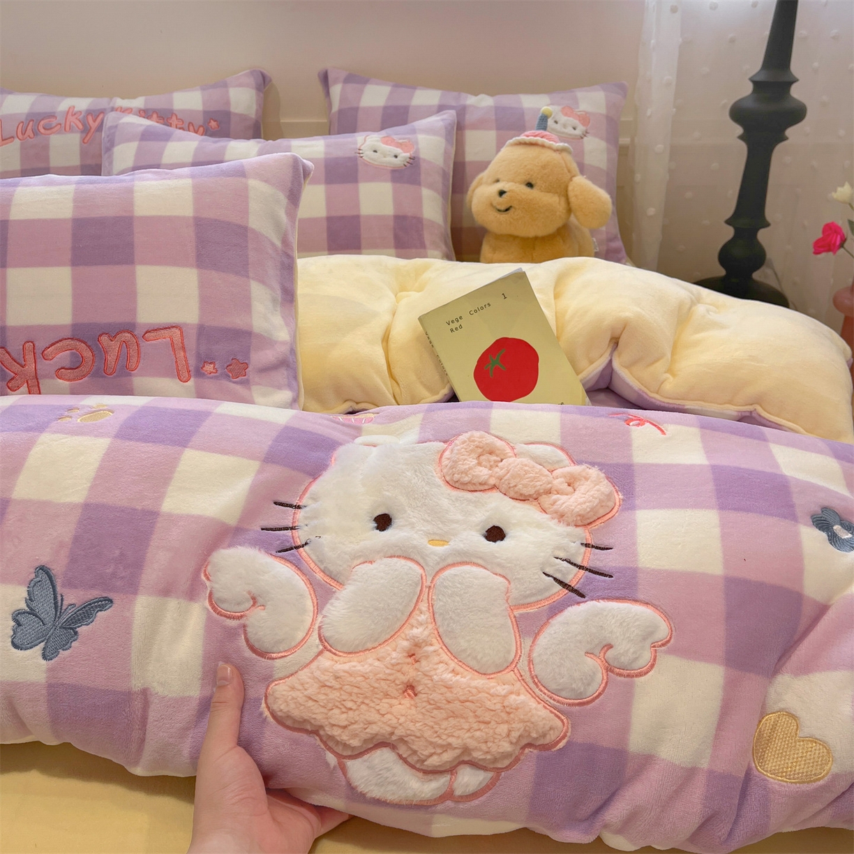 91家纺网 家纺一手货源 找家纺 星座家纺 2025新款A类牛奶绒贴布绣冬被被子被芯 Lucky猫