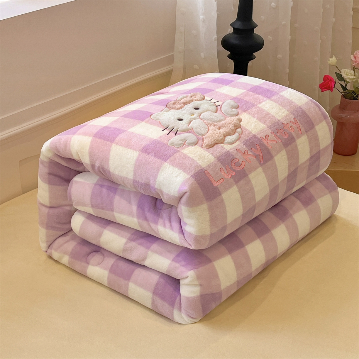 91家纺网 家纺一手货源 找家纺 星座家纺 2025新款A类牛奶绒贴布绣冬被被子被芯 Lucky猫