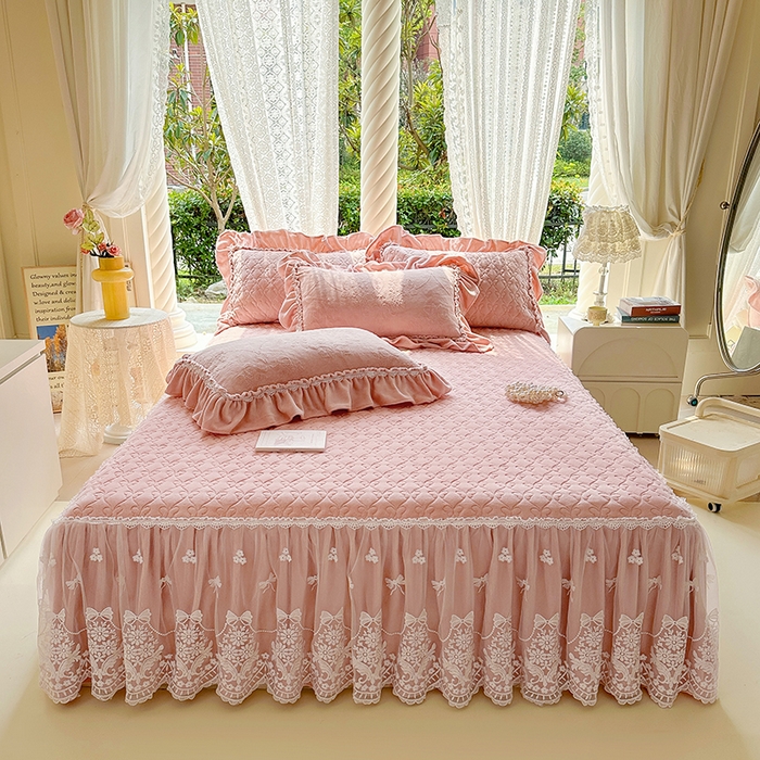 （总）罗艺轩 【控价】2025新款立体雕花牛奶绒加厚保暖床裙款三件套-安琪儿