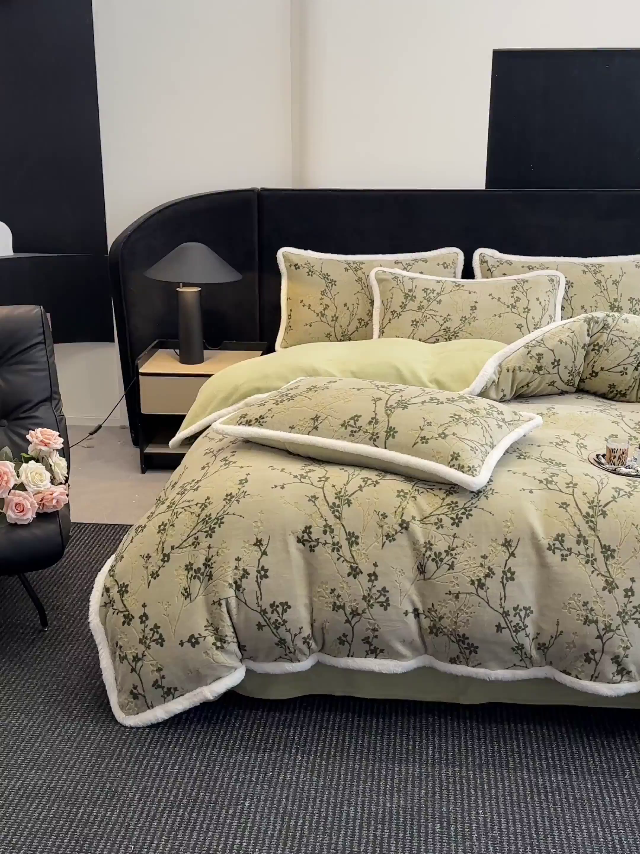 91家纺网 家纺一手货源 找家纺 如一 2025新款立体雕花牛奶绒兔毛包边四件套 山茶-绿