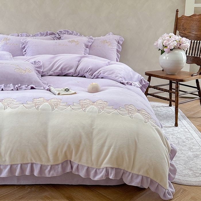 91家纺网 家纺一手货源 找家纺 可以家居 2025新款高克重全消光超细旦奶芙云绒四件套-玛利亚系列-莫妮卡 莫妮卡优雅紫