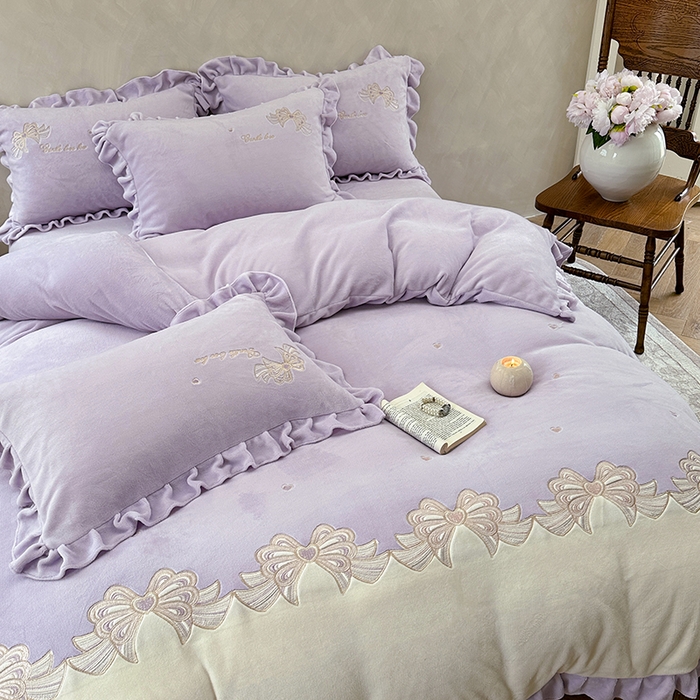 91家纺网 家纺一手货源 找家纺 可以家居 2025新款高克重全消光超细旦奶芙云绒四件套-玛利亚系列-莫妮卡 莫妮卡优雅紫