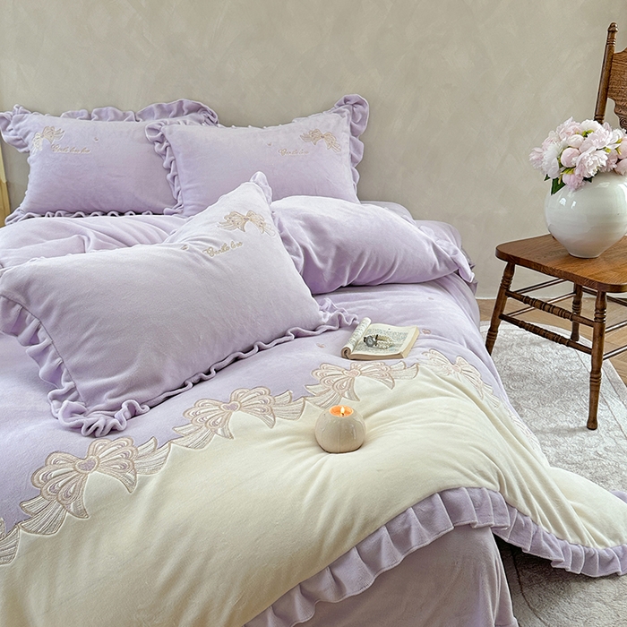 91家纺网 家纺一手货源 找家纺 可以家居 2025新款高克重全消光超细旦奶芙云绒四件套-玛利亚系列-莫妮卡 莫妮卡优雅紫