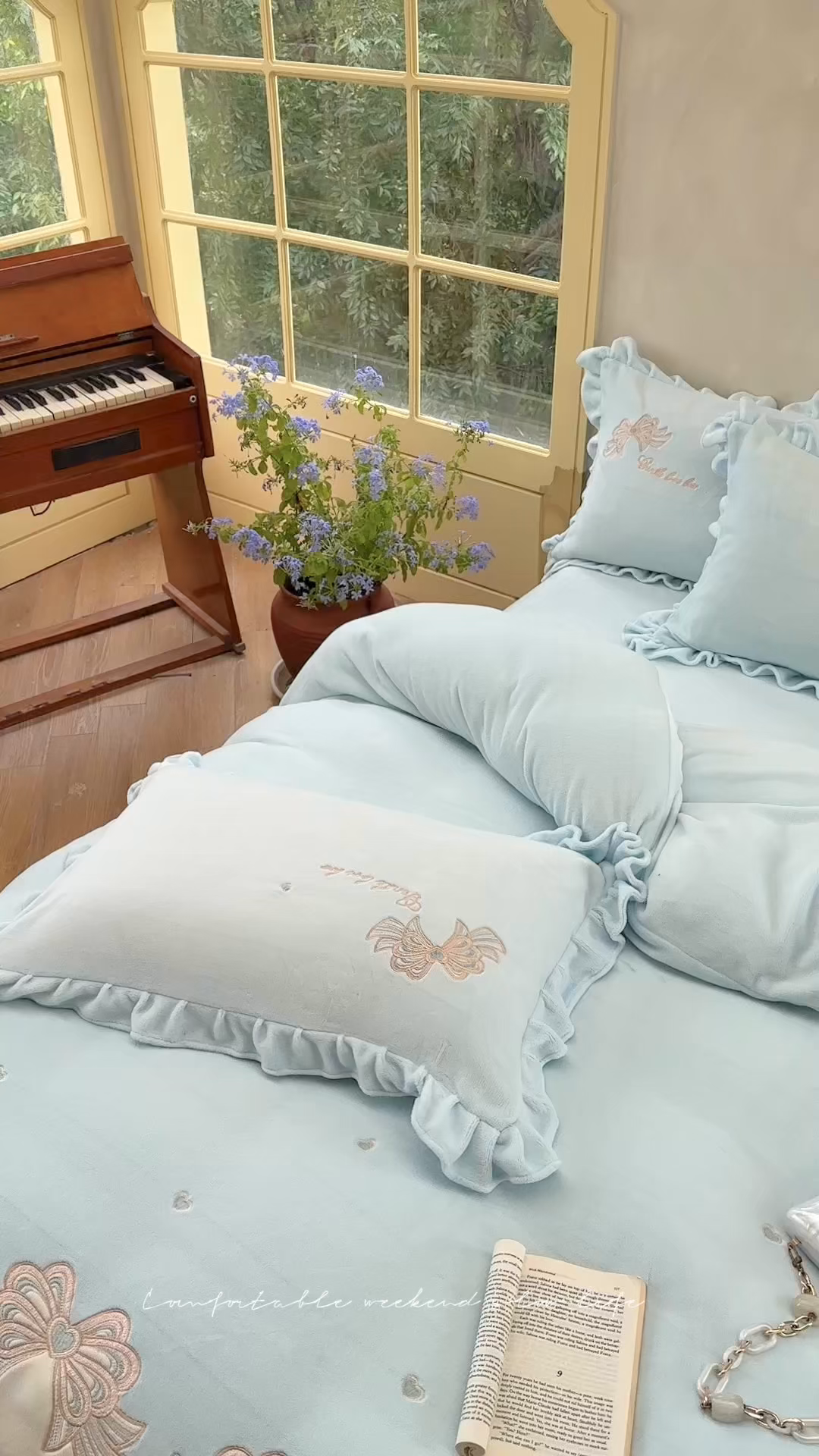 91家纺网 家纺一手货源 找家纺 可以家居 2025新款高克重全消光超细旦奶芙云绒四件套-玛利亚系列-莫妮卡 莫妮卡清雅蓝