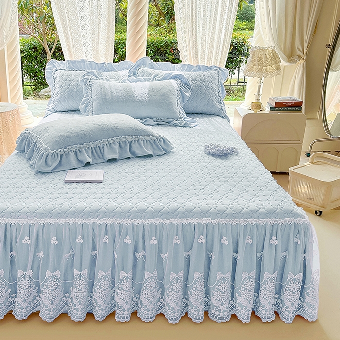 91家纺网 家纺一手货源 找家纺 罗艺轩 【控价】2025新款立体雕花牛奶绒加厚保暖床裙款三件套-安琪儿 安琪儿-蓝