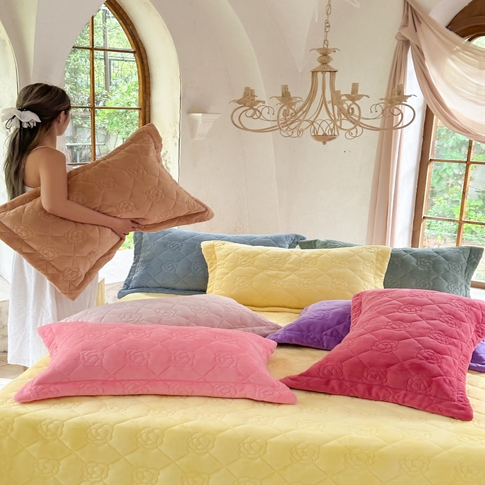 91家纺网 家纺一手货源 找家纺 7V 2025新款牛奶绒床盖 组合