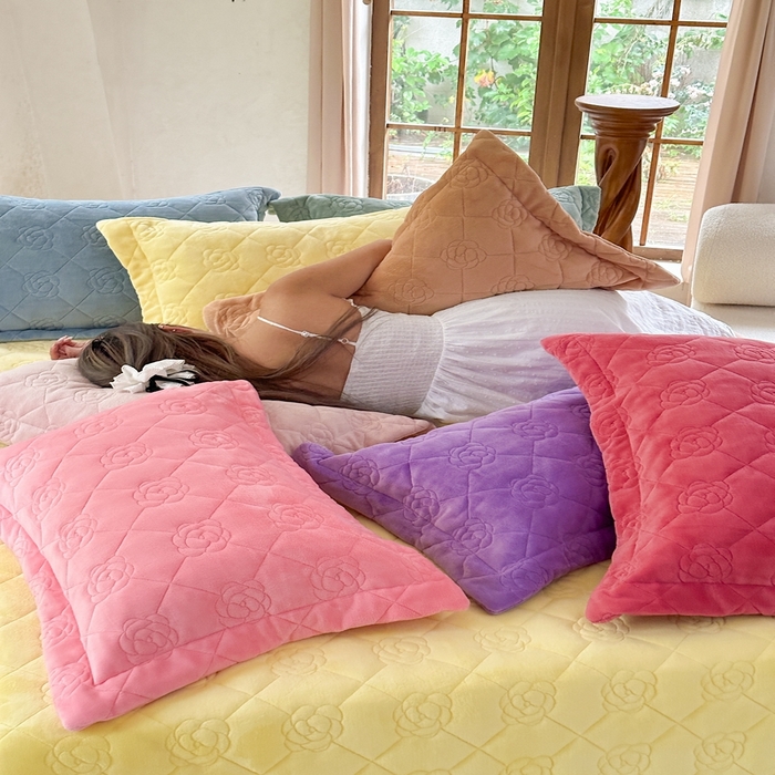 91家纺网 家纺一手货源 找家纺 7V 2025新款牛奶绒床盖 组合