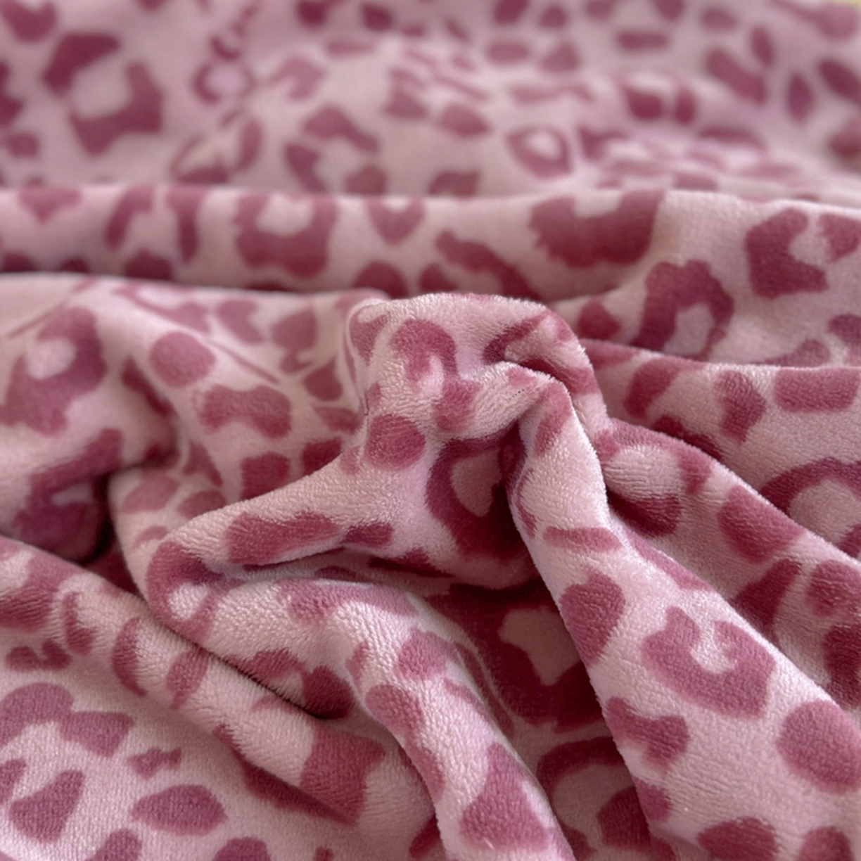 91家纺网 家纺一手货源 找家纺 希诺家居 2025新款牛奶绒豹纹毛球毯子居家博主甜咖风格球球毛毯 毛毯 豹纹-粉