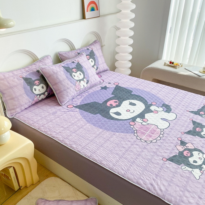 91家纺网 家纺一手货源 找家纺 一电 2025新款夏季牛奶丝凉席床笠可水洗凉感丝凉席学生宿舍单人裸睡空调席子 欢乐库洛米（大版）