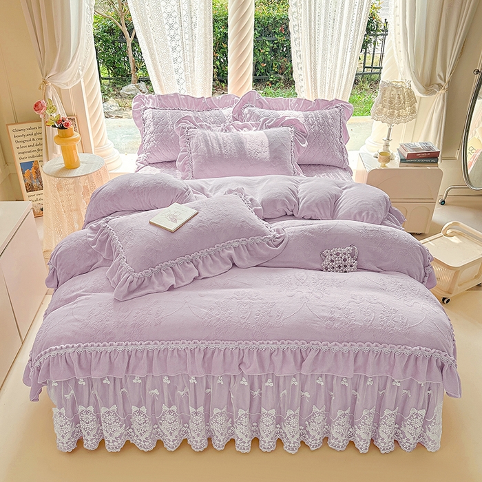 91家纺网 家纺一手货源 找家纺 （总）罗艺轩【控价】 2025新款立体雕花牛奶绒加厚保暖床裙款四件套-安琪儿