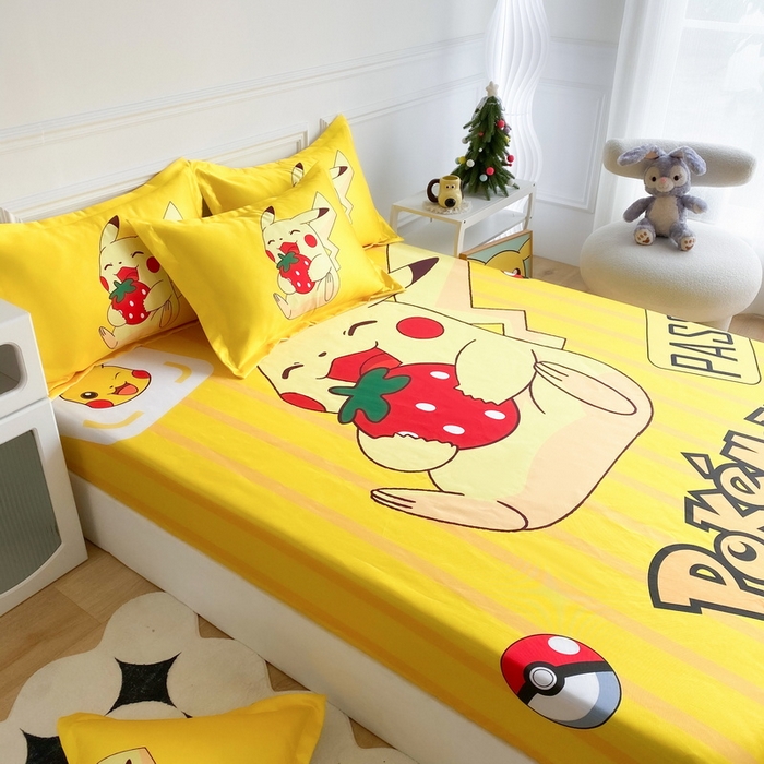 91家纺网 家纺一手货源 找家纺 一电 2025新款跨境电商外贸夏季卡通冰丝凉席床笠可水洗学生宿舍单人空调席子 草莓皮卡丘