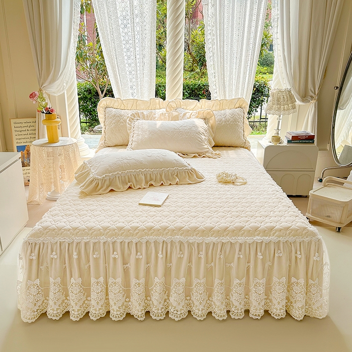 91家纺网 家纺一手货源 找家纺 罗艺轩【控价】 2025新款立体雕花牛奶绒加厚保暖床裙款四件套-安琪儿 安琪儿-米黄