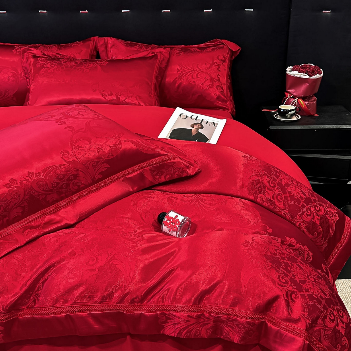 91家纺网 家纺一手货源 找家纺 （总）博纳家纺 2025新款亲肤棉高端色这提花婚庆镂空宽边高级简奢款拼四件套 控价劵后188（严格按控价来）