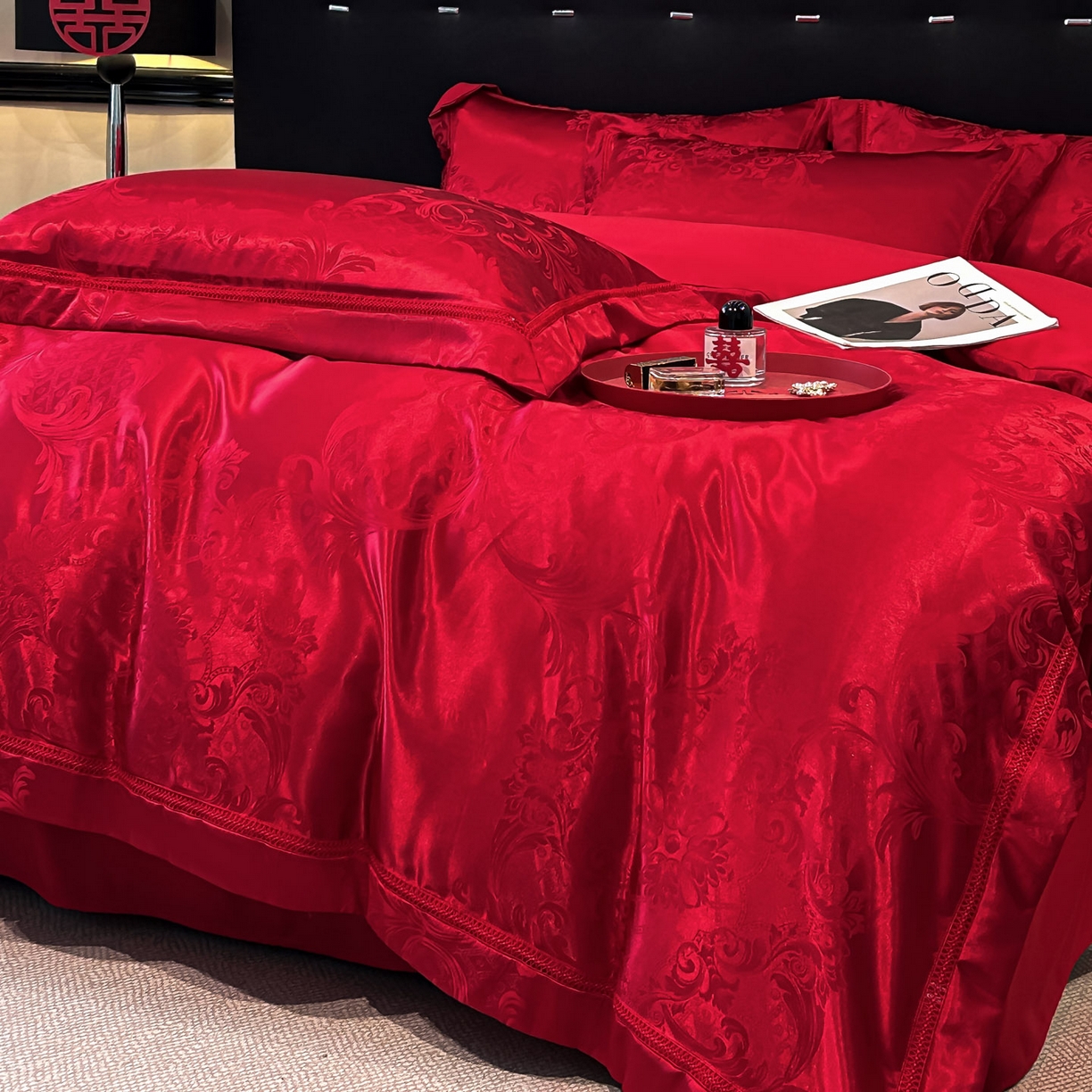 91家纺网 家纺一手货源 找家纺 （总）博纳家纺 2025新款亲肤棉高端色这提花婚庆镂空宽边高级简奢款拼四件套 控价劵后188（严格按控价来）