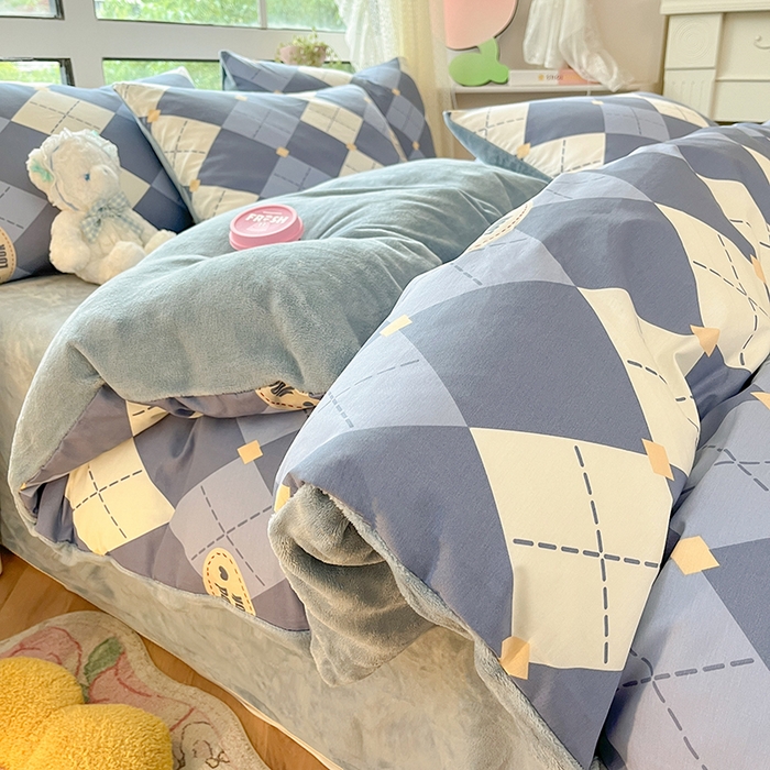 91家纺网 家纺一手货源 找家纺 （总）麦伦家居 2025秋冬新款多功能床品全棉+牛奶绒印花四件套