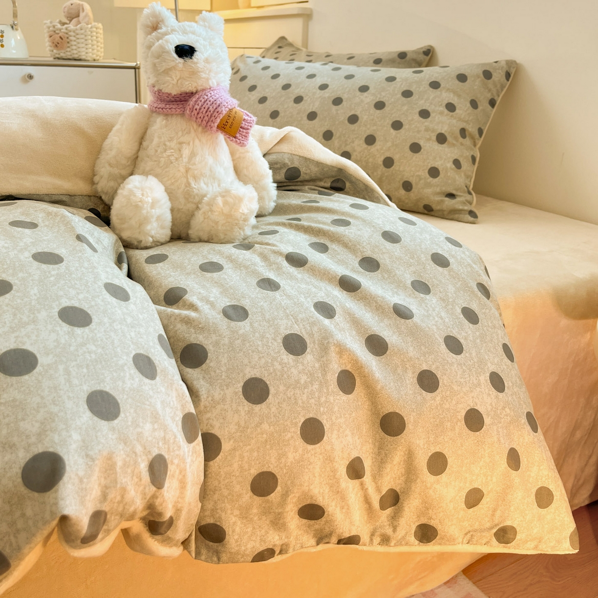 91家纺网 家纺一手货源 找家纺 麦伦家居 2025秋冬新款多功能床品全棉+牛奶绒印花四件套 波尔咖