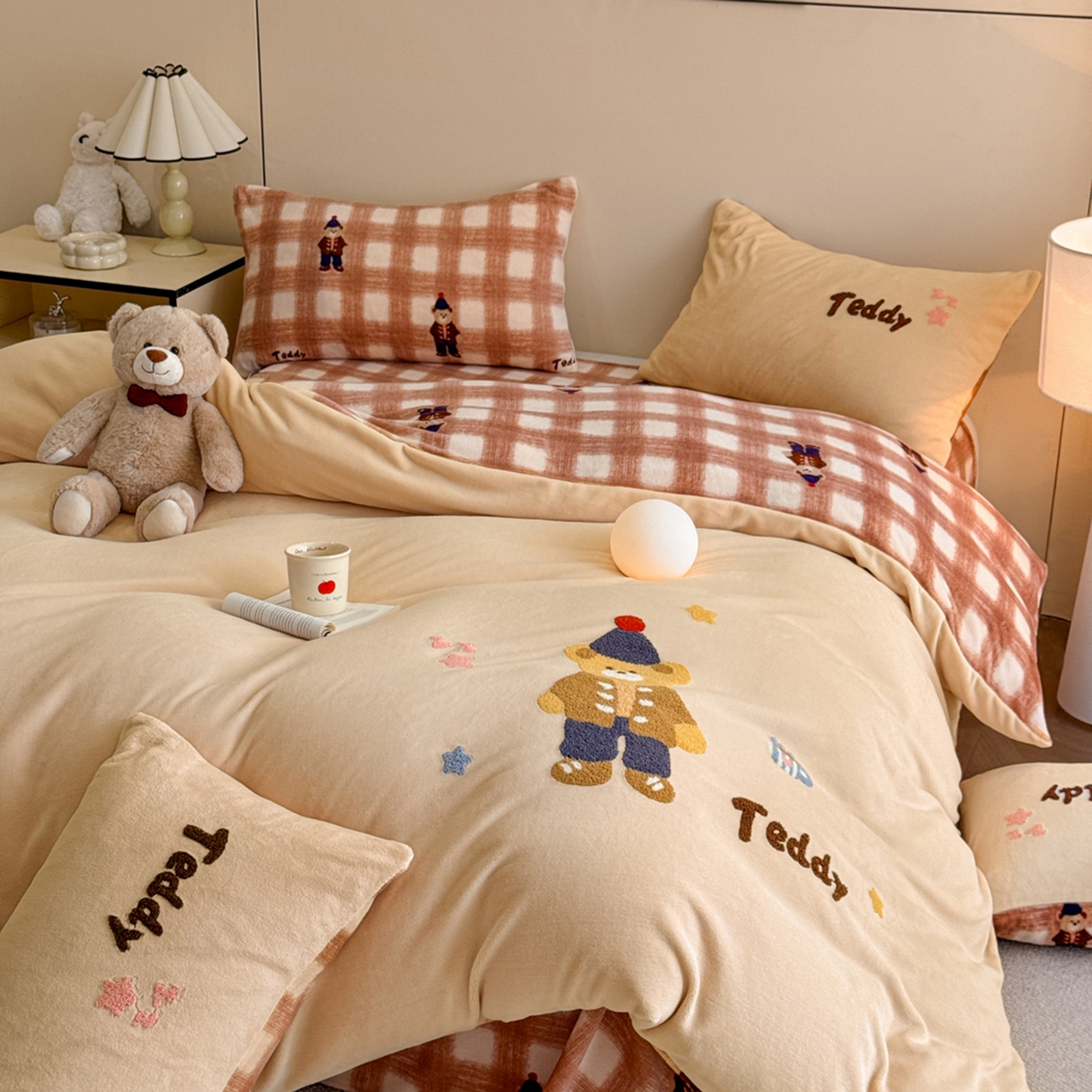 91家纺网 家纺一手货源 找家纺 （总）博纳家纺 2025新款200克毛巾绣印花双拼加厚牛奶绒四件套