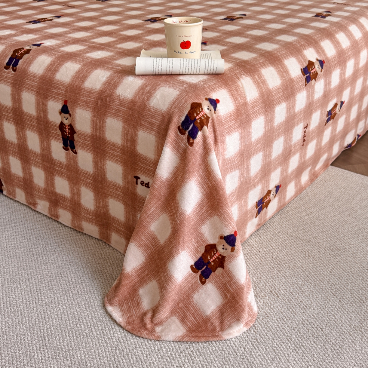 91家纺网 家纺一手货源 找家纺 （总）博纳家纺 2025新款200克毛巾绣印花双拼加厚牛奶绒四件套