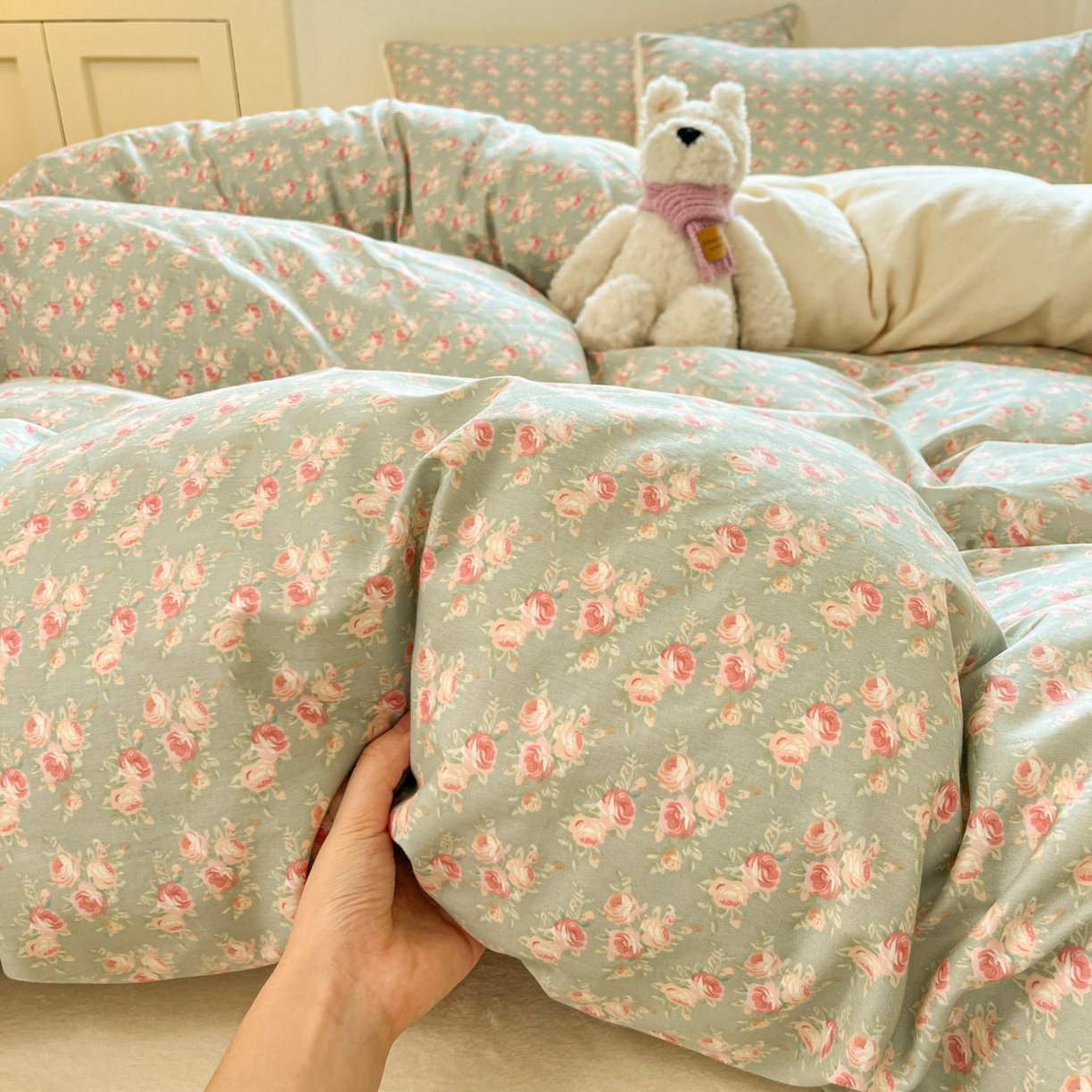 91家纺网 家纺一手货源 找家纺 麦伦家居 2025秋冬新款多功能床品全棉+牛奶绒印花四件套 黛蕊幽梦