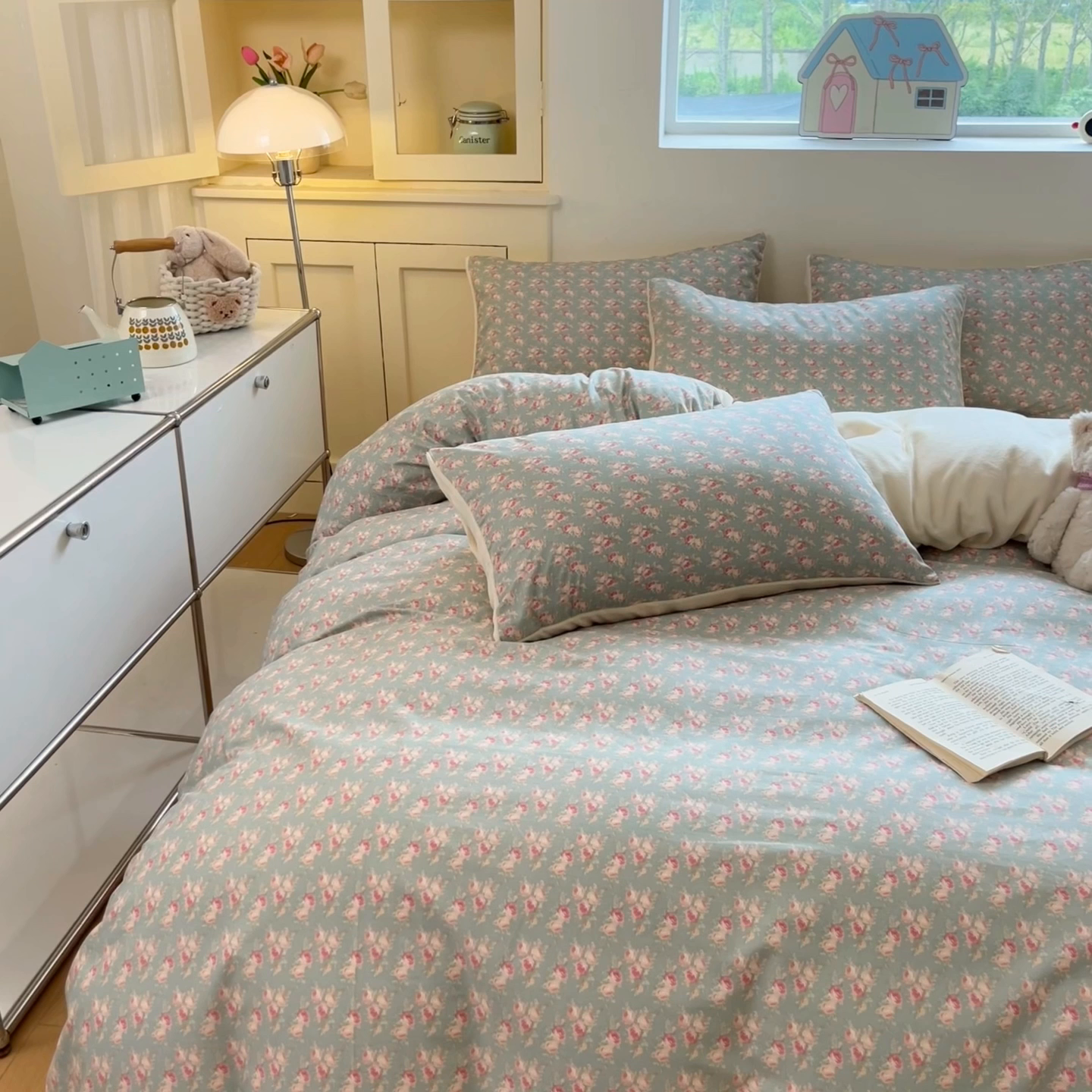 91家纺网 家纺一手货源 找家纺 麦伦家居 2025秋冬新款多功能床品全棉+牛奶绒印花四件套 黛蕊幽梦