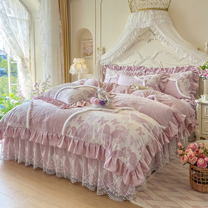 91家纺网 家纺一手货源 找家纺 宜凡家纺 2025新款婴儿绒压花撞色双拼夹棉床裙四件套 床裙款-锦时