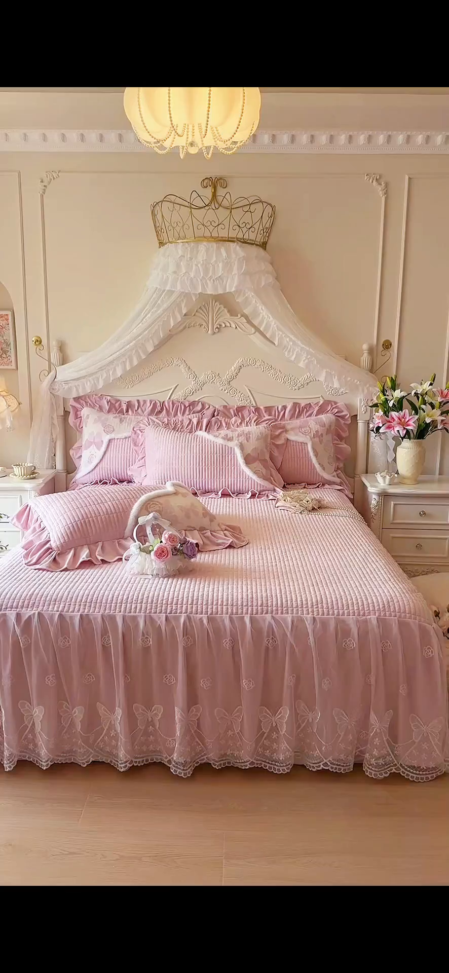 91家纺网 家纺一手货源 找家纺 宜凡家纺 2025新款婴儿绒压花撞色双拼夹棉床裙四件套 床裙款-锦时