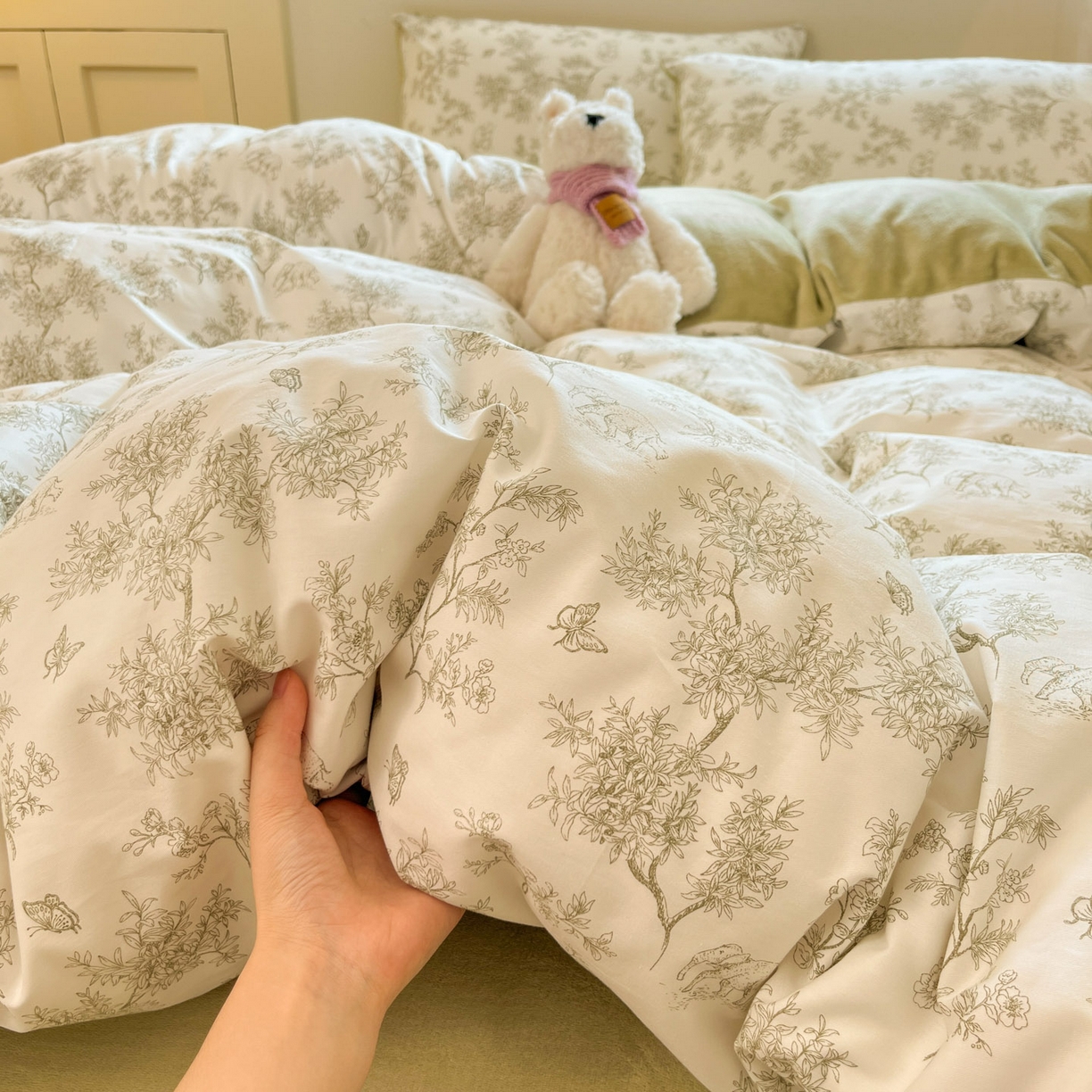 91家纺网 家纺一手货源 找家纺 麦伦家居 2025秋冬新款多功能床品全棉+牛奶绒印花四件套 如画