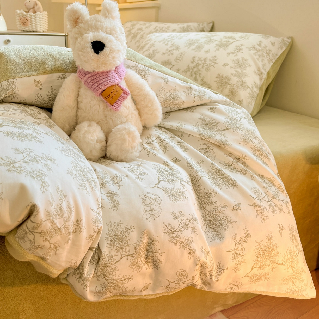 91家纺网 家纺一手货源 找家纺 麦伦家居 2025秋冬新款多功能床品全棉+牛奶绒印花四件套 如画