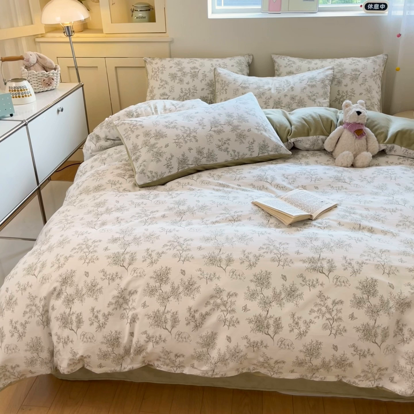 91家纺网 家纺一手货源 找家纺 麦伦家居 2025秋冬新款多功能床品全棉+牛奶绒印花四件套 如画
