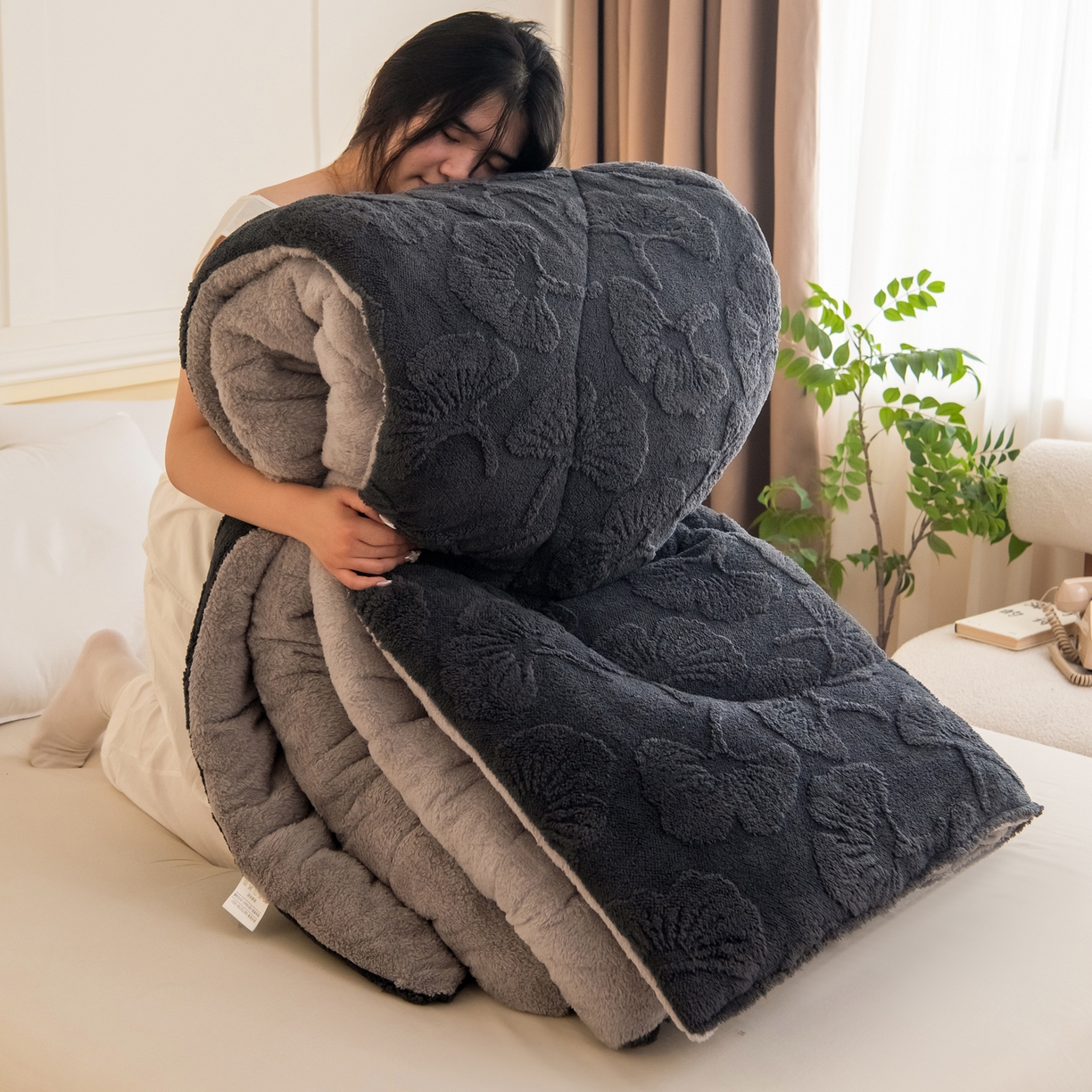 91家纺网 家纺一手货源 找家纺 （总）畅销被业 2025新款塔芙绒羊羔绒提花冬被子被芯-小银杏叶系列