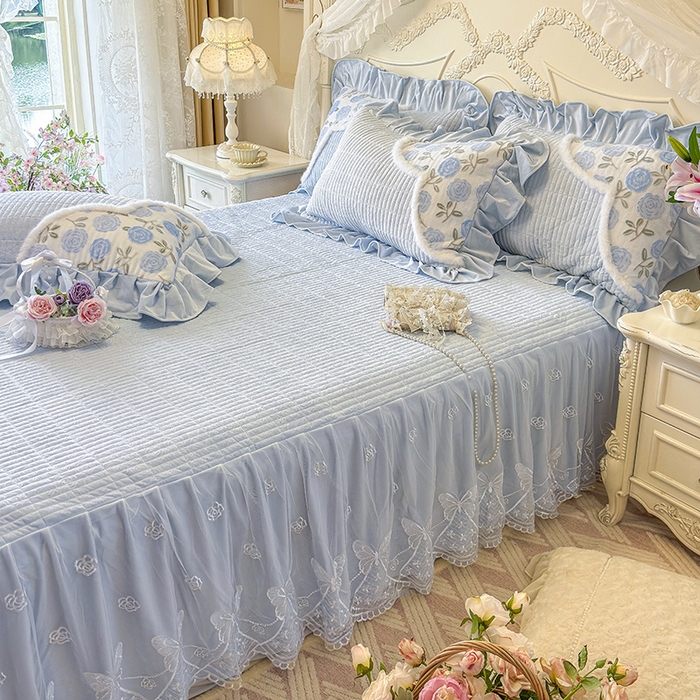 91家纺网 家纺一手货源 找家纺 宜凡家纺 2025新款婴儿绒压花撞色双拼夹棉床裙四件套 床裙款-予花