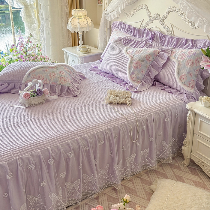 91家纺网 家纺一手货源 找家纺 宜凡家纺 2025新款婴儿绒压花撞色双拼夹棉床裙四件套 床裙款-紫幸