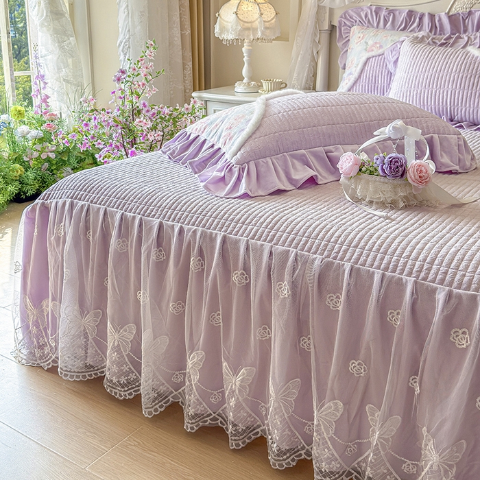 91家纺网 家纺一手货源 找家纺 宜凡家纺 2025新款婴儿绒压花撞色双拼夹棉床裙四件套 床裙款-紫幸