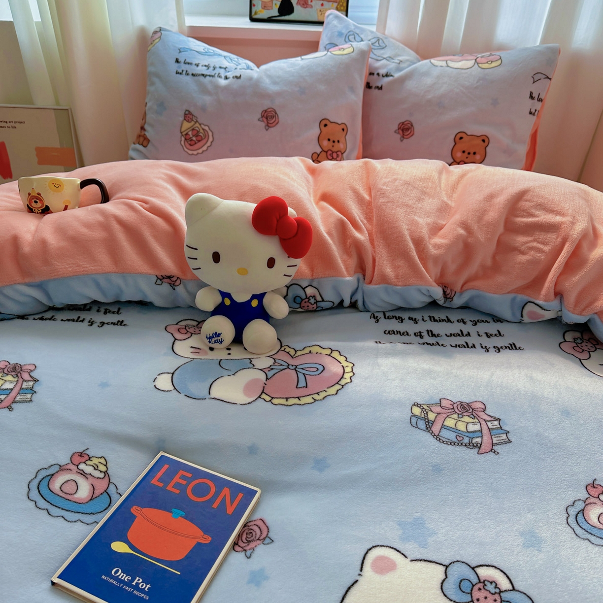 91家纺网 家纺一手货源 找家纺 繁花家居 2025新款200克牛奶绒小清新卡通复古风三件套四件套 蝴蝶结kt