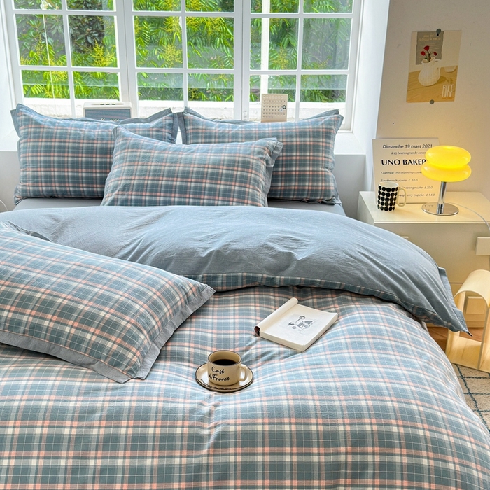 91家纺网 家纺一手货源 找家纺 宜家坊 2025新款A类全棉纯棉色织水洗棉宽边断角工艺四件套 可定制尺寸 小幸运-粉蓝