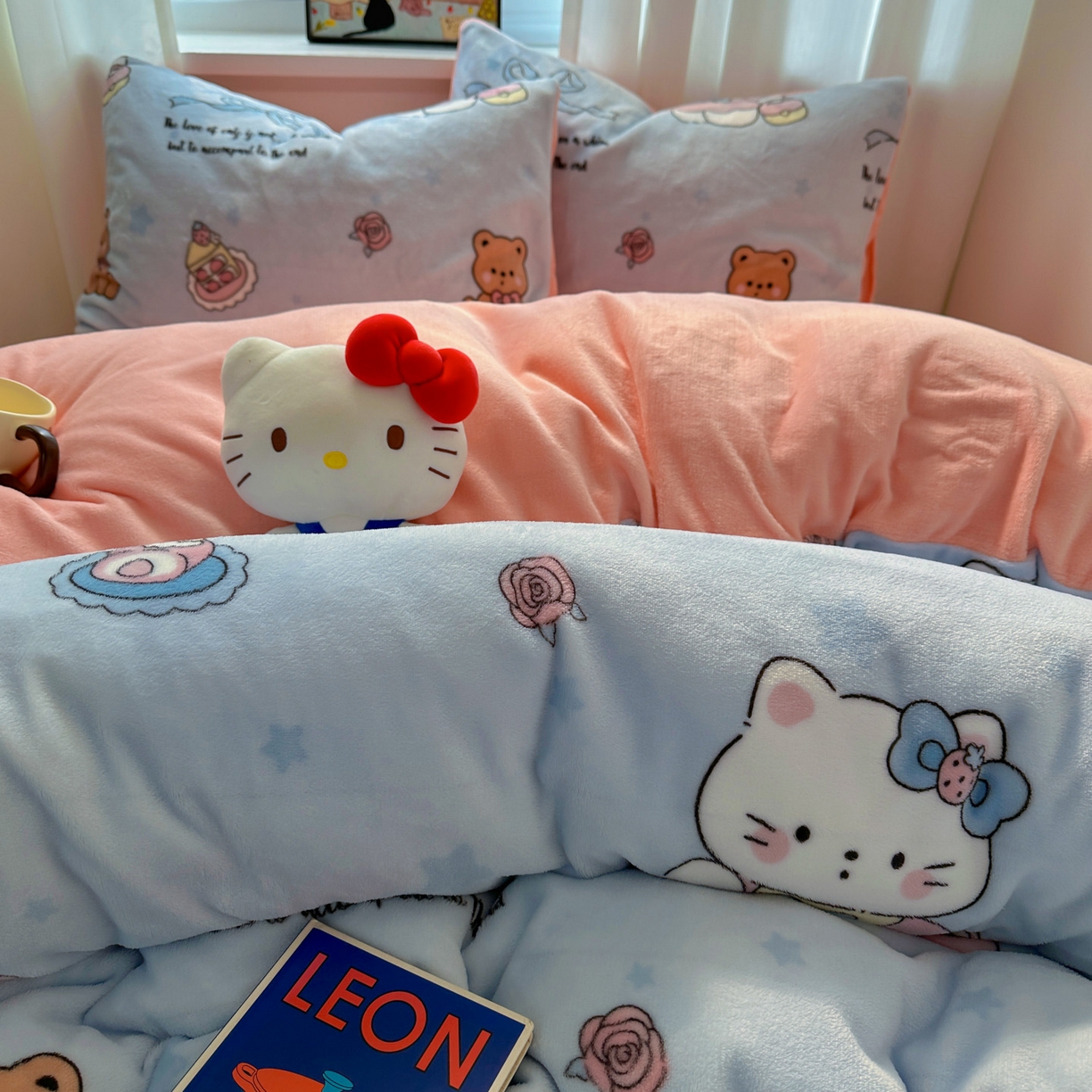 91家纺网 家纺一手货源 找家纺 繁花家居 2025新款200克牛奶绒小清新卡通复古风三件套四件套 蝴蝶结kt